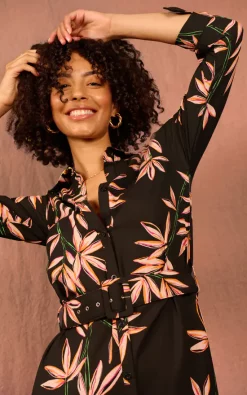 Front Page -UK Skirt Sales 2023 154