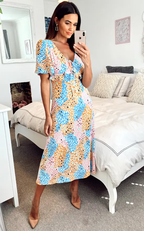 V Neck Maxi Dress With Frill Detail In Multicoloured Leopard Print 3 V Neck Maxi Dress With Frill Detail In Multicoloured Leopard Print