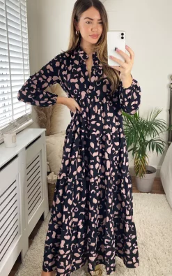 Black Long Sleeve Tiered Maxi Dress -UK Skirt Sales 2023 2021 03 25 Megan Cara Gini14