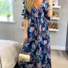 Multi Print Feather Buttoned Midi Dress In Navy 2 Multi Print Feather Buttoned Midi Dress In Navy -UK Skirt Sales 2023 2021 04 25 sasha anegleye 23 04 2021 12 17 08