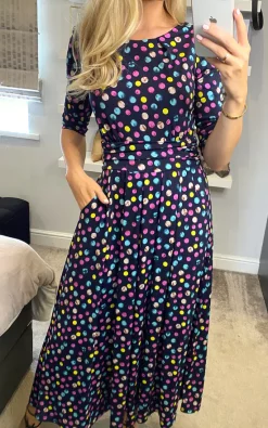 Pauline Sleeved Maxi Dress, Navy Spot -UK Skirt Sales 2023 2021 06 28 sasha joliemoi 22 06 2021 15 28 57