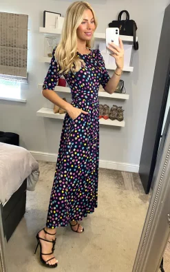 Pauline Sleeved Maxi Dress, Navy Spot -UK Skirt Sales 2023 2021 06 28 sasha joliemoi 22 06 2021 15 29 07