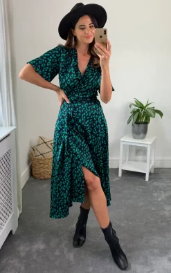 Green/Navy Leopard Plunge Neck Floral Print Midi Wrap Dress -UK Skirt Sales 2023 2021 09 27 Megan Naomi Danna14
