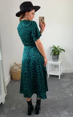 Green/Navy Leopard Plunge Neck Floral Print Midi Wrap Dress -UK Skirt Sales 2023 2021 09 27 Megan Naomi Danna15