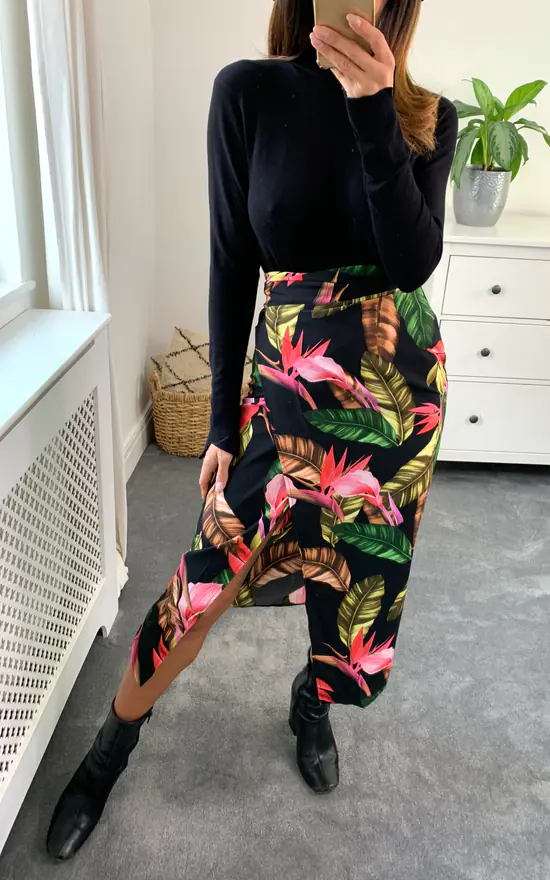 Multicolour Palm Leaf Wrap Skirt 4 Multicolour Palm Leaf Wrap Skirt - Image 2