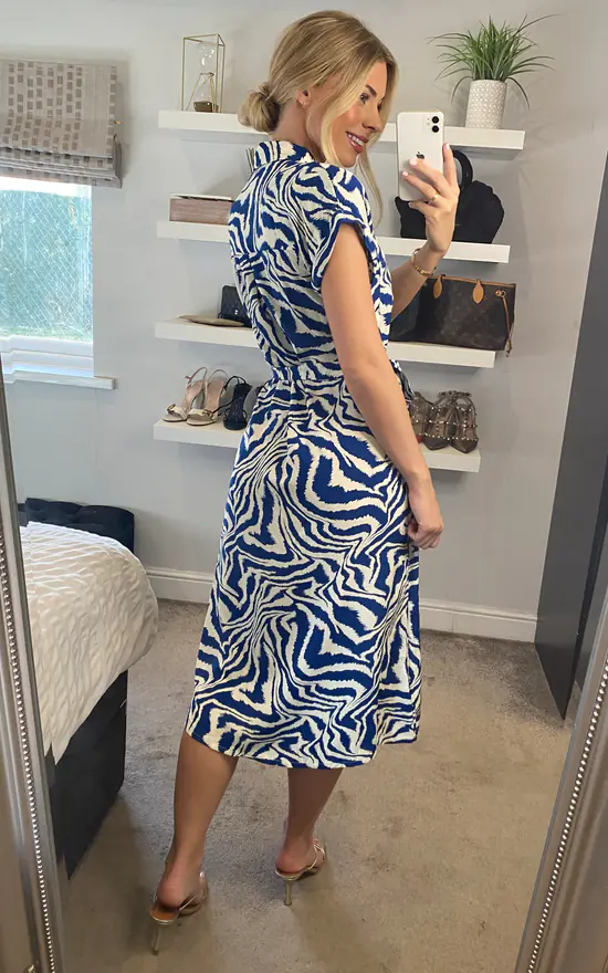 Yumi Zebra Print Shirt Dress In Blue 6 Yumi Zebra Print Shirt Dress In Blue - Image 4