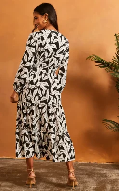 Long Sleeve V Neck Leaf Print Dress In Black And White 9 Long Sleeve V Neck Leaf Print Dress In Black And White -UK Skirt Sales 2023 2022 02 22 SF TOM Julia bella blue0311