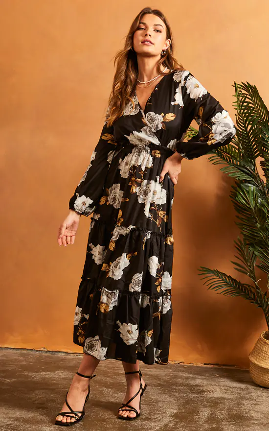 V Neck Floral Long Sleeve Maxi Dress In Black 3 V Neck Floral Long Sleeve Maxi Dress In Black