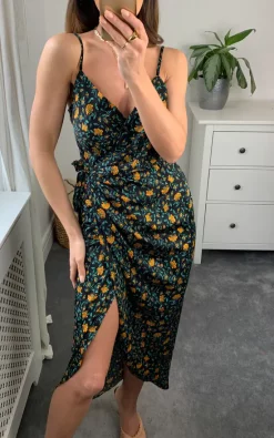 Tie Side Wrap Silky Dress In Black Yellow Floral 8 Tie Side Wrap Silky Dress In Black Yellow Floral -UK Skirt Sales 2023 2022 03 28 Naomi AnotherLook7