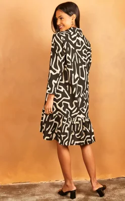 Geometric Print Midi Shirt Dress In Black 8 Geometric Print Midi Shirt Dress In Black -UK Skirt Sales 2023 2022 03 31 Jen Julia Bella Blue22119