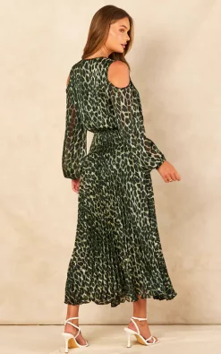 Traffic People Green Animal Print Midi Dress With Glitter Threads -UK Skirt Sales 2023 2022 07 19 Jen Chynna TrafficPeople56926 1