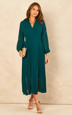 Front Page -UK Skirt Sales 2023 2022 07 21 Jen Chynna BlueVanilla58031