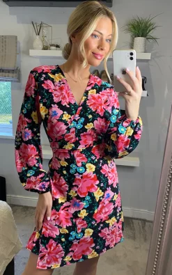Multicolour Floral Print Long Sleeves Wrap Dress 8 Multicolour Floral Print Long Sleeves Wrap Dress -UK Skirt Sales 2023 2022 10 26 Sasha Danna38