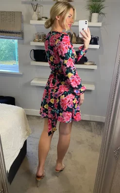 Multicolour Floral Print Long Sleeves Wrap Dress 9 Multicolour Floral Print Long Sleeves Wrap Dress -UK Skirt Sales 2023 2022 10 26 Sasha Danna41