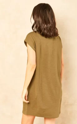 Noisy May Short Sleeve T Shirt Dress In Khaki 9 Noisy May Short Sleeve T Shirt Dress In Khaki -UK Skirt Sales 2023 2023 01 27 Jen Mollie NoisyMay36309