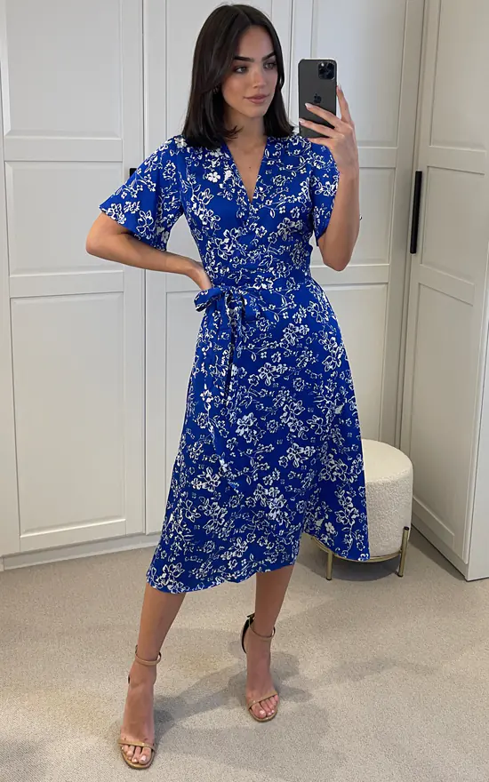 White Floral Print Midi Wrap Dress With Belt Fastening In Blue 3 White Floral Print Midi Wrap Dress With Belt Fastening In Blue