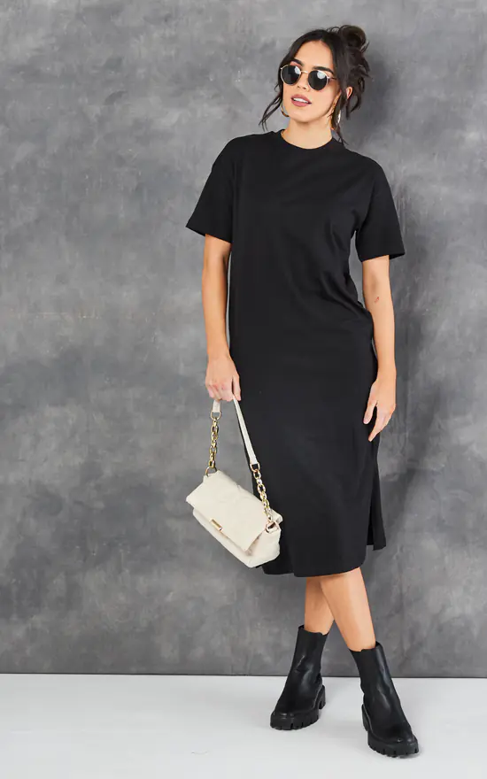 Short Sleeve Oversized Midi T Shirt Dress In Black 3 Short Sleeve Oversized Midi T Shirt Dress In Black