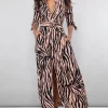 Dove Dress In Blush Zebra 1 Dove Dress In Blush Zebra -UK Skirt Sales 2023 DL 10 JeremyR Final 20 03 19 JAG 9603
