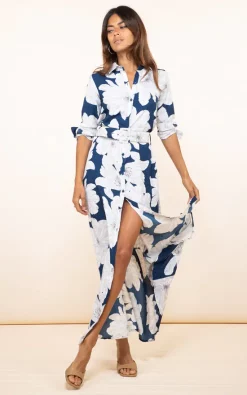 Dove Dress In Navy Bloom -UK Skirt Sales 2023 FINAL 27 DL Ibiza SQ 26 05 2020 RAW7672