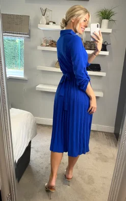 Mela Pleated Skirt Midi Dress With Gold Buckle In Blue -UK Skirt Sales 2023 Yumi melia sasha 07 09 20229