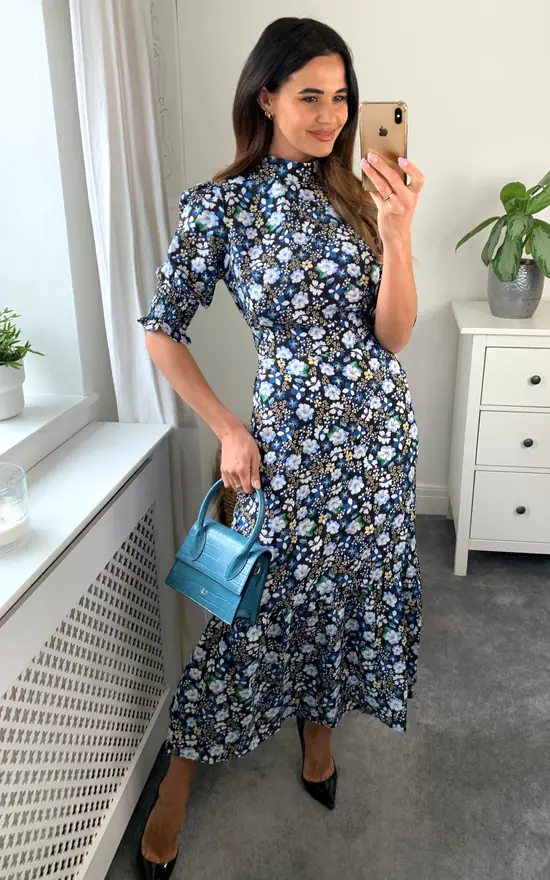 High Neck Floral Print With 3/4 Smock Sleeves Tiered Dress In Navy/Black 3 High Neck Floral Print With 3/4 Smock Sleeves Tiered Dress In Navy/Black