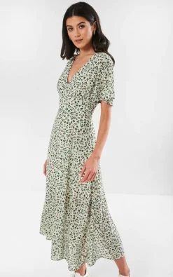 Angel Sleeve Midi Dress In Green