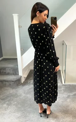 Traffic People Black And Gold Sequin Dress 9 Traffic People Black And Gold Sequin Dress -UK Skirt Sales 2023 trafficpeople naomi 10.05.2255